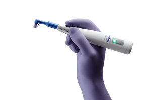 Infinity-Handpiece-with-Vera-Splatter-Guard-In-Hand